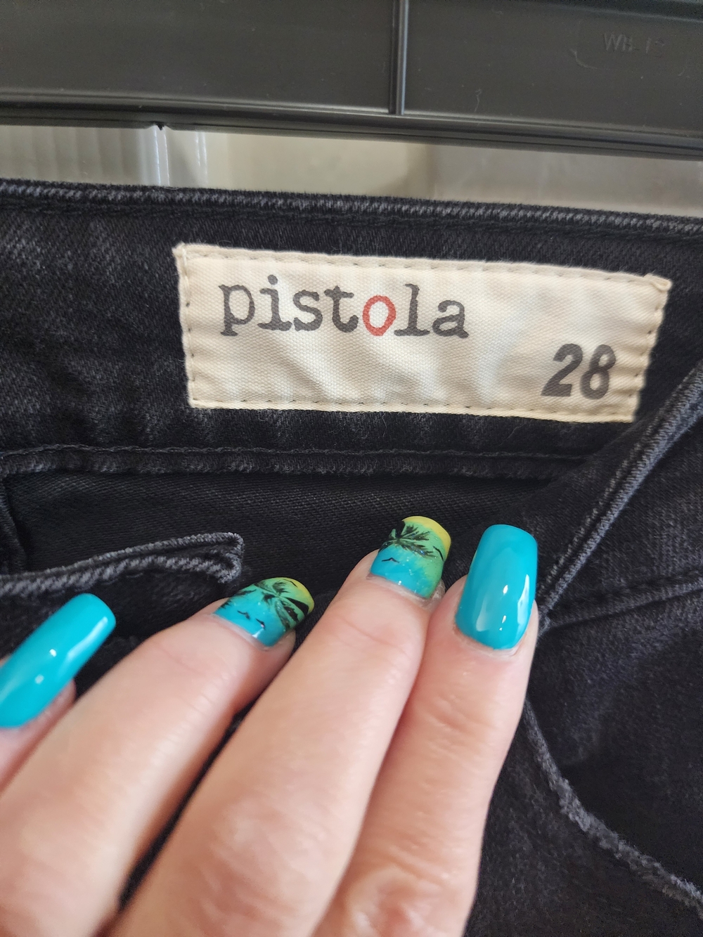 Pistola Black High-Rise Skinny Jeans with Knee Distress Size 28 Or Women's 6 - Picture 7 of 7